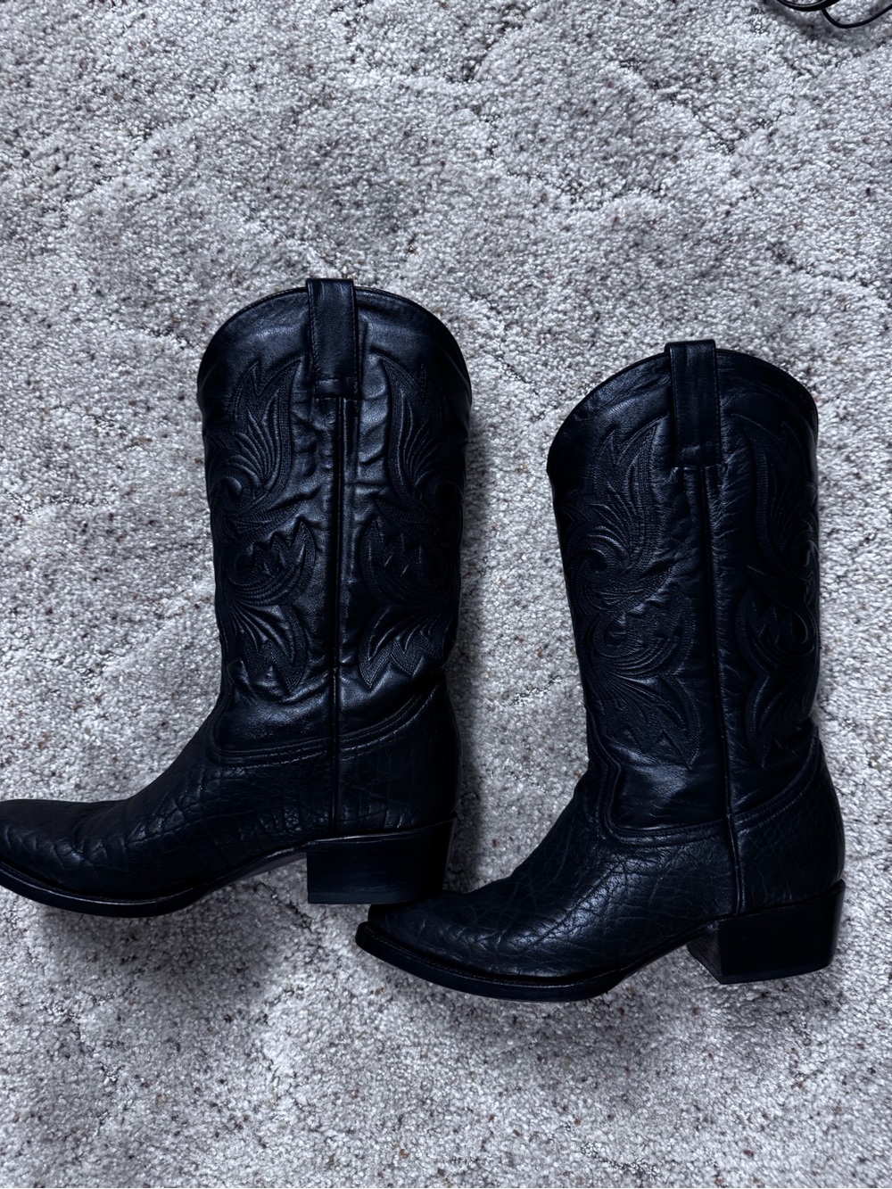 Men's Black Buffalo Western Cowboy Boots with Embossed Stitching